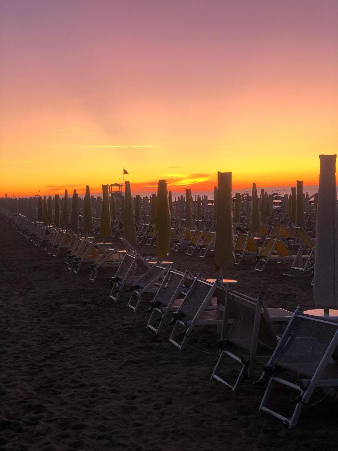 Hotel Savoia Lido di Jesolo Eksteriør bilde