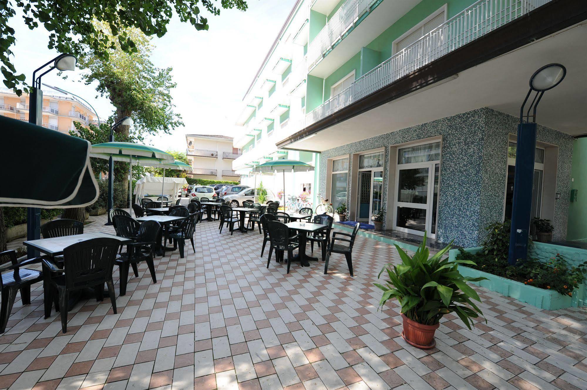 Hotel Savoia Lido di Jesolo Eksteriør bilde