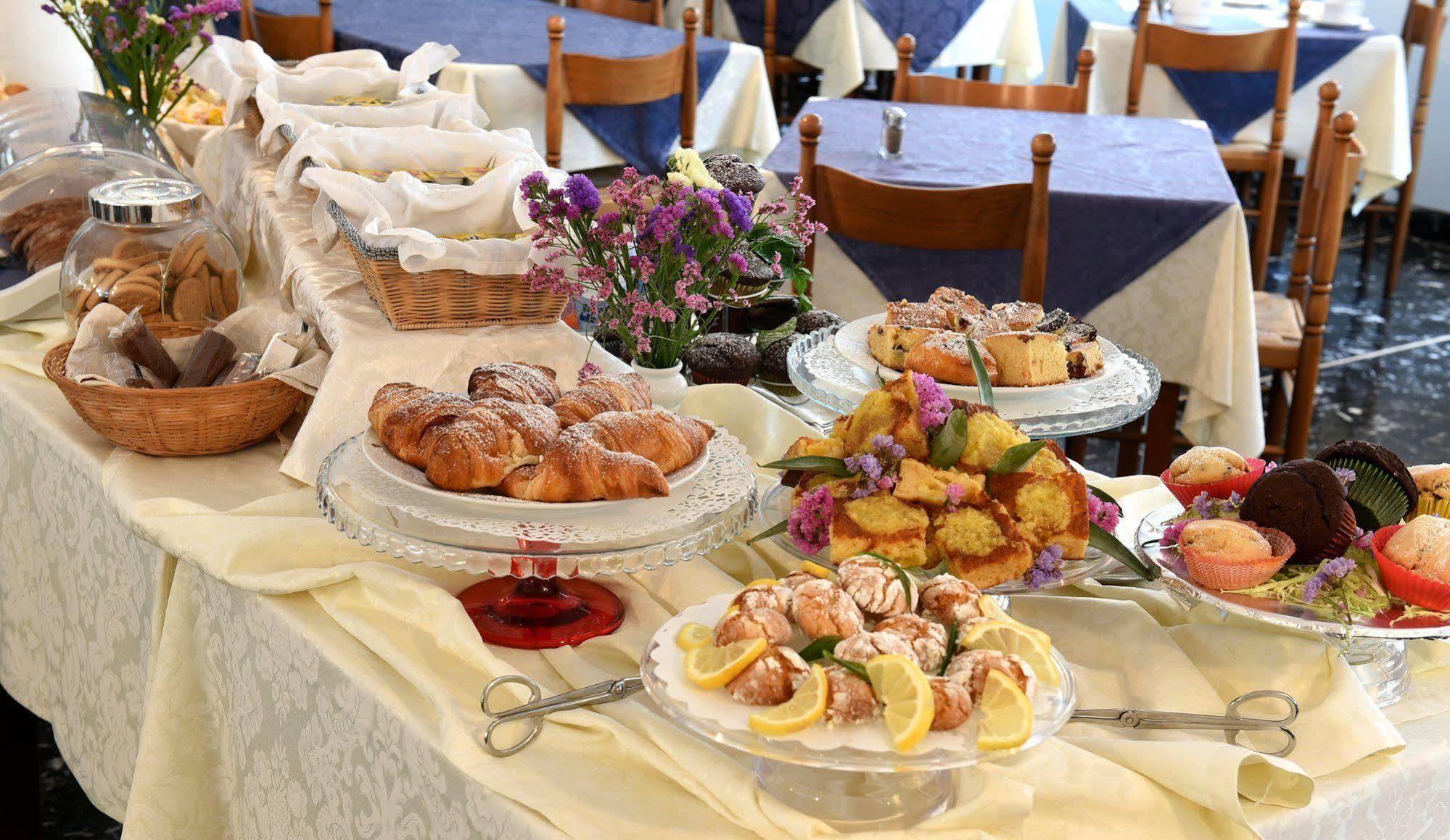 Hotel Savoia Lido di Jesolo Eksteriør bilde