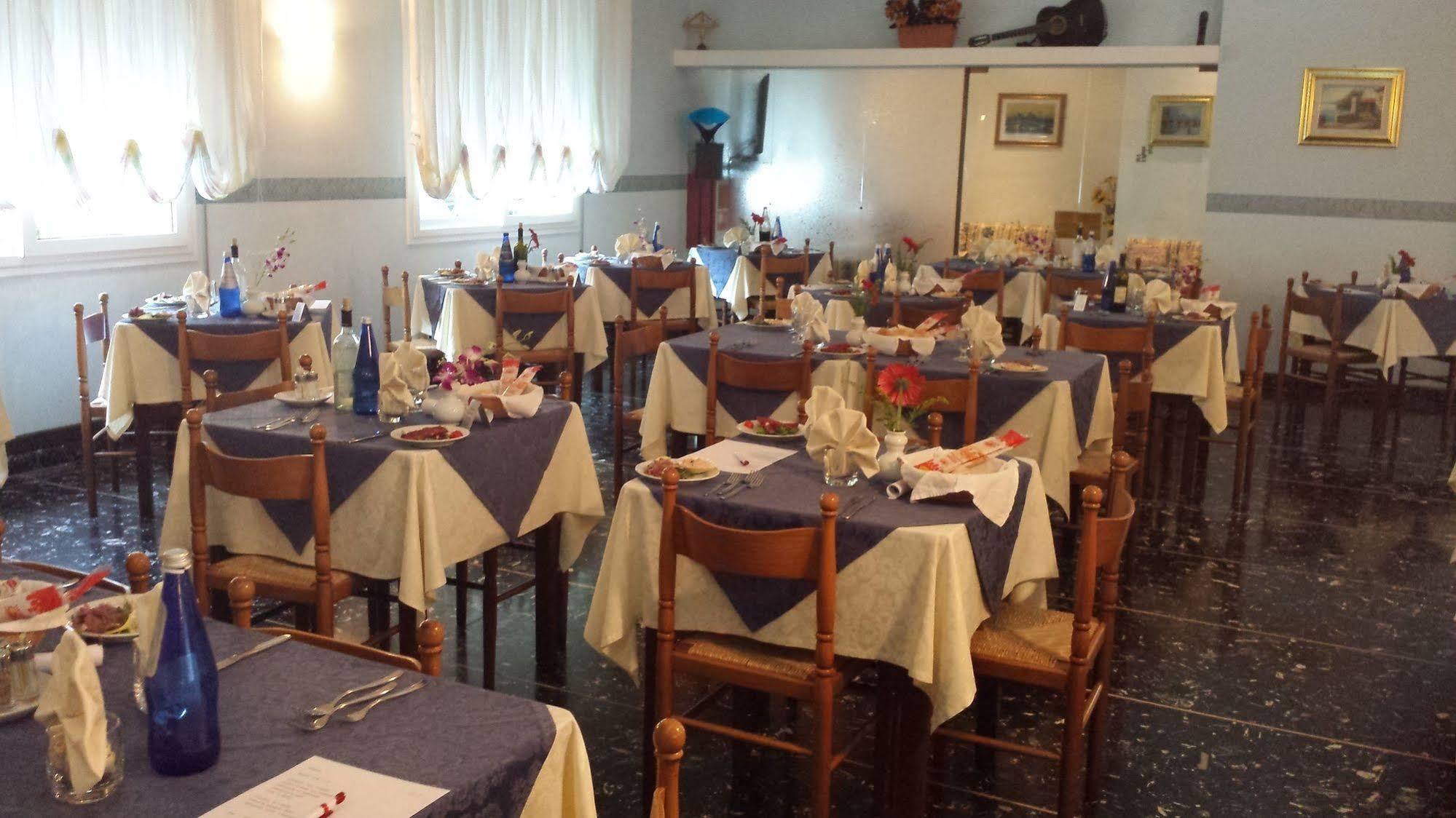 Hotel Savoia Lido di Jesolo Eksteriør bilde